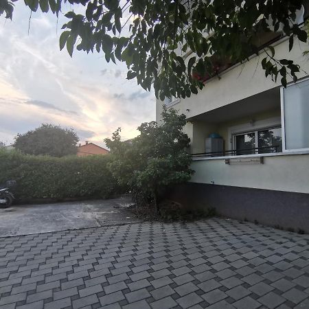 Nice Sunny Apartment Pula Ngoại thất bức ảnh